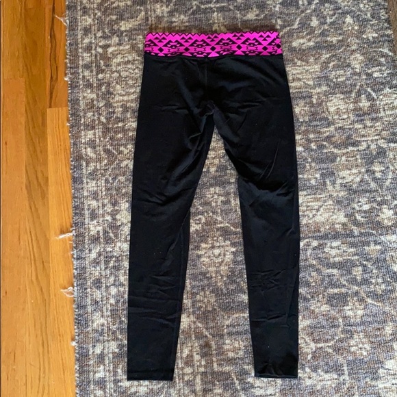 PINK Victoria’s Secret Black Leggings Size S - Picture 2 of 3